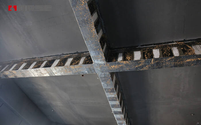 bonded cfrp to concrete