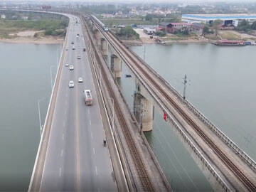 Reinforcement and Maintenance of Deshan Bridge With Carbon Fiber(CFRP)